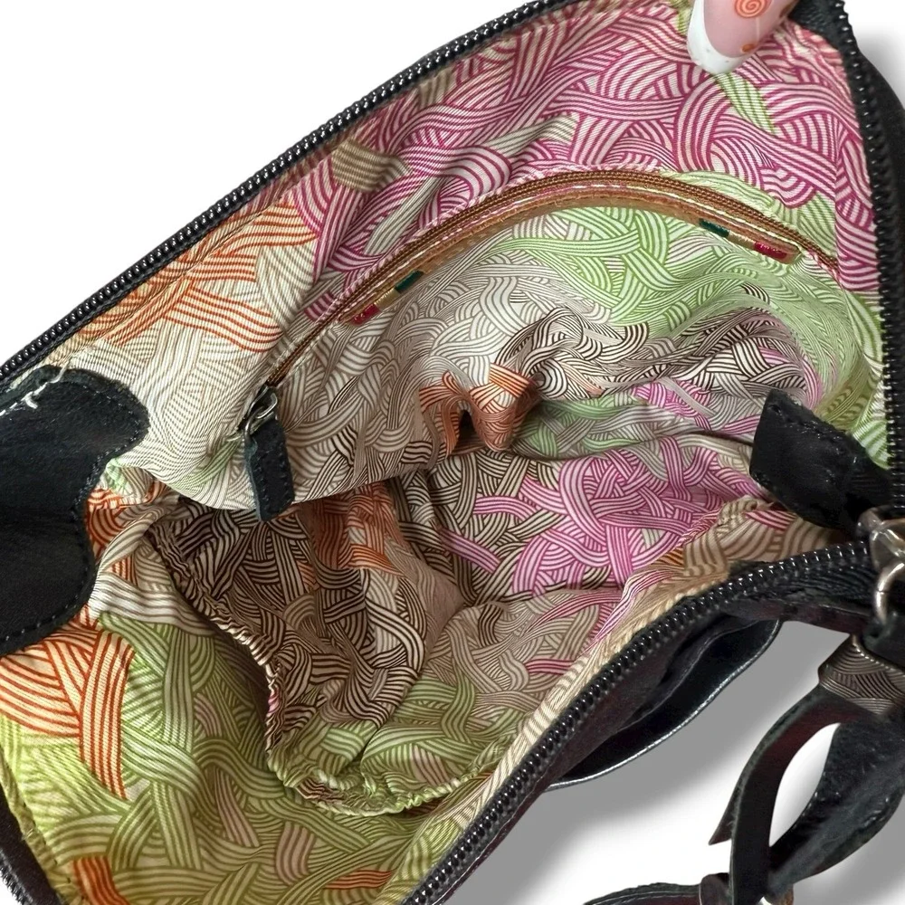 The Sak sak iris